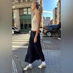 Brandy Melville Izzy Skirt in Navy